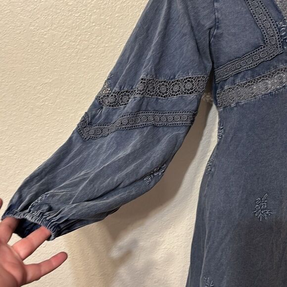 ASOS Design Lon Sleeve Embroidered Maxi Dress Size 4 - Picture 5 of 8